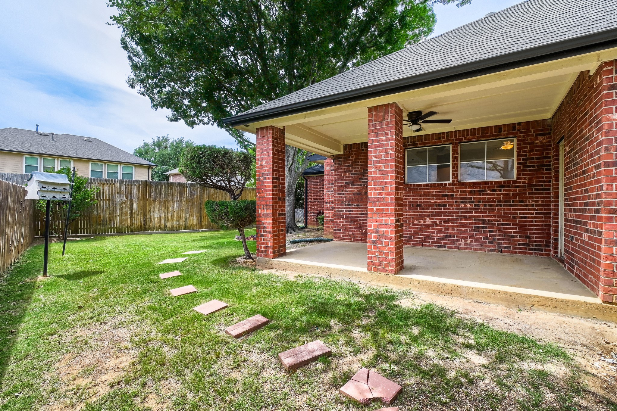 2306 Everton Drive Arlington TX 76001