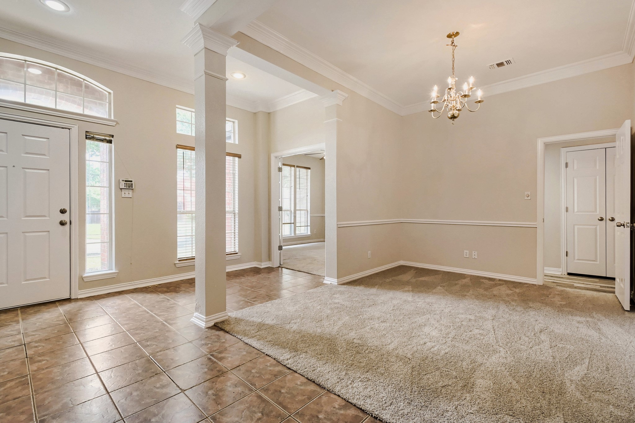 2306 Everton Drive Arlington TX 76001