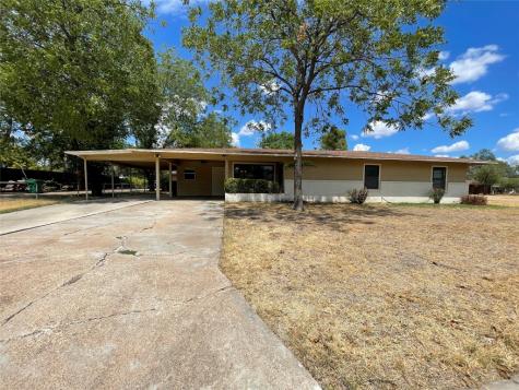 117 Bell Street Coleman TX 76834