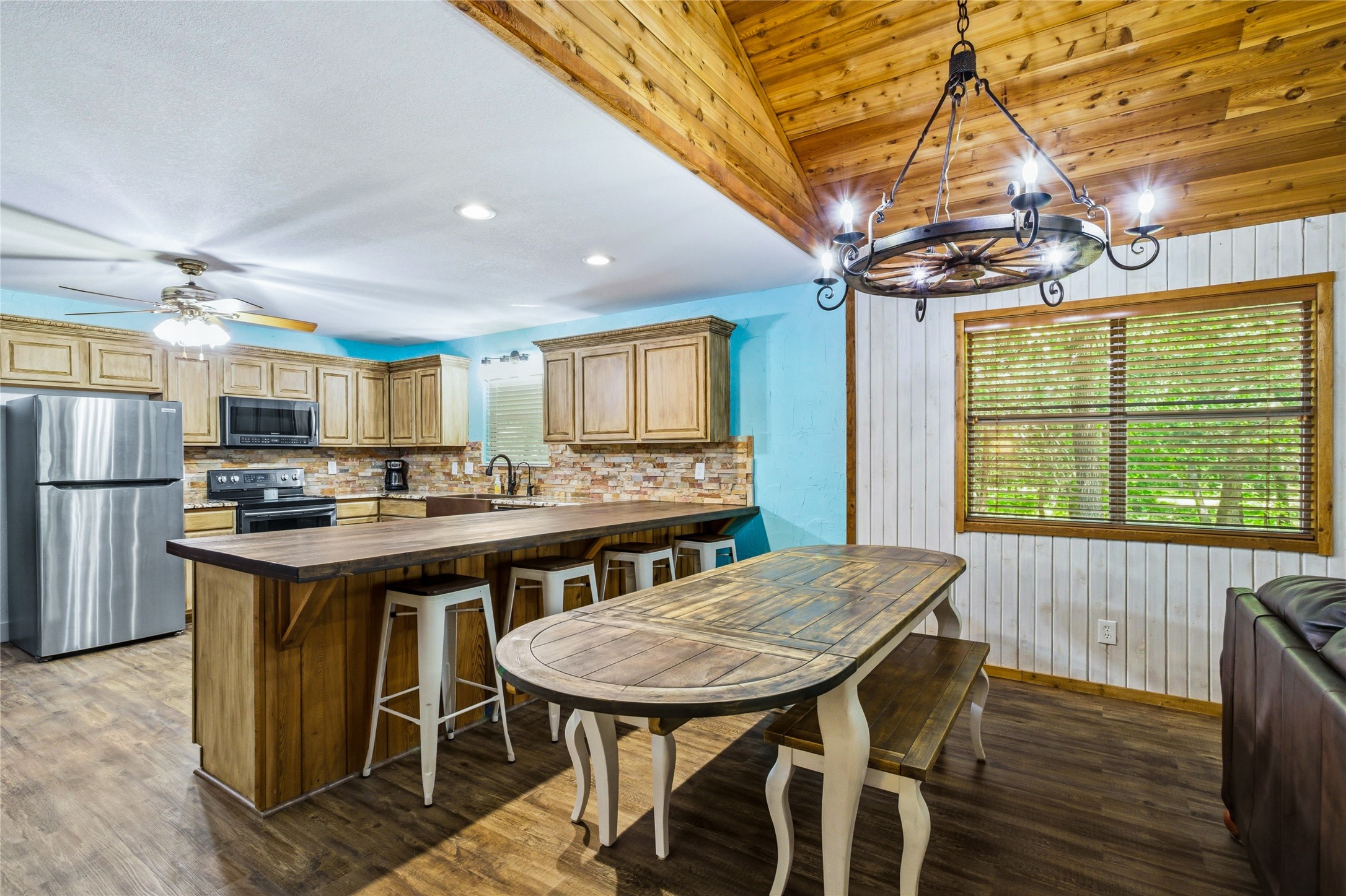 2003 Flowing Wells Road Pottsboro TX 75076