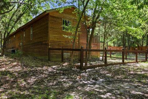 2003 Flowing Wells Road Pottsboro TX 75076