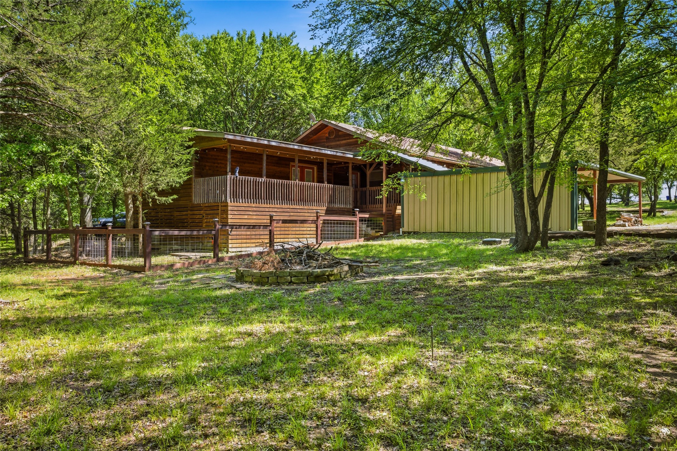 2003 Flowing Wells Road Pottsboro TX 75076