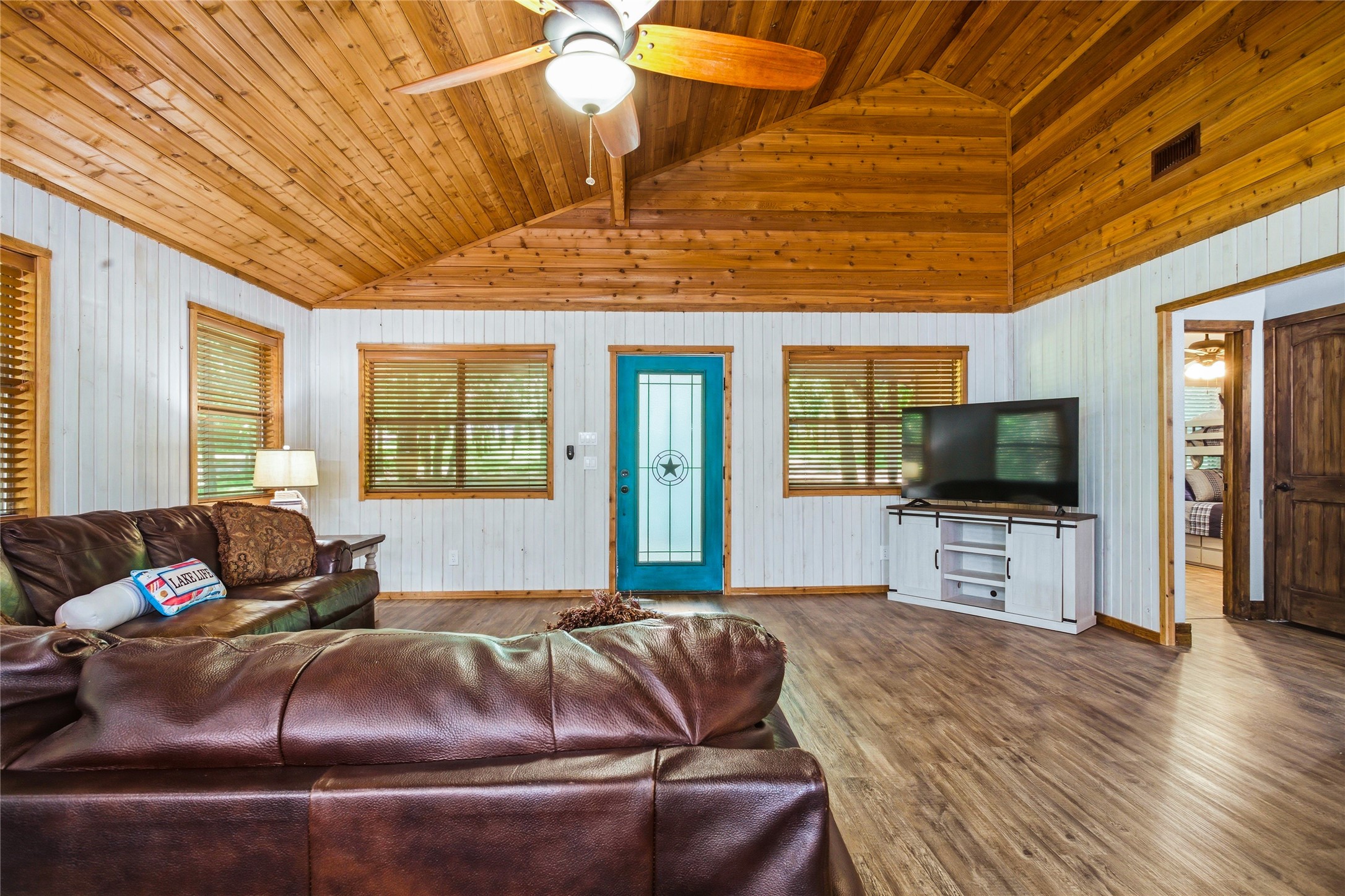 2003 Flowing Wells Road Pottsboro TX 75076