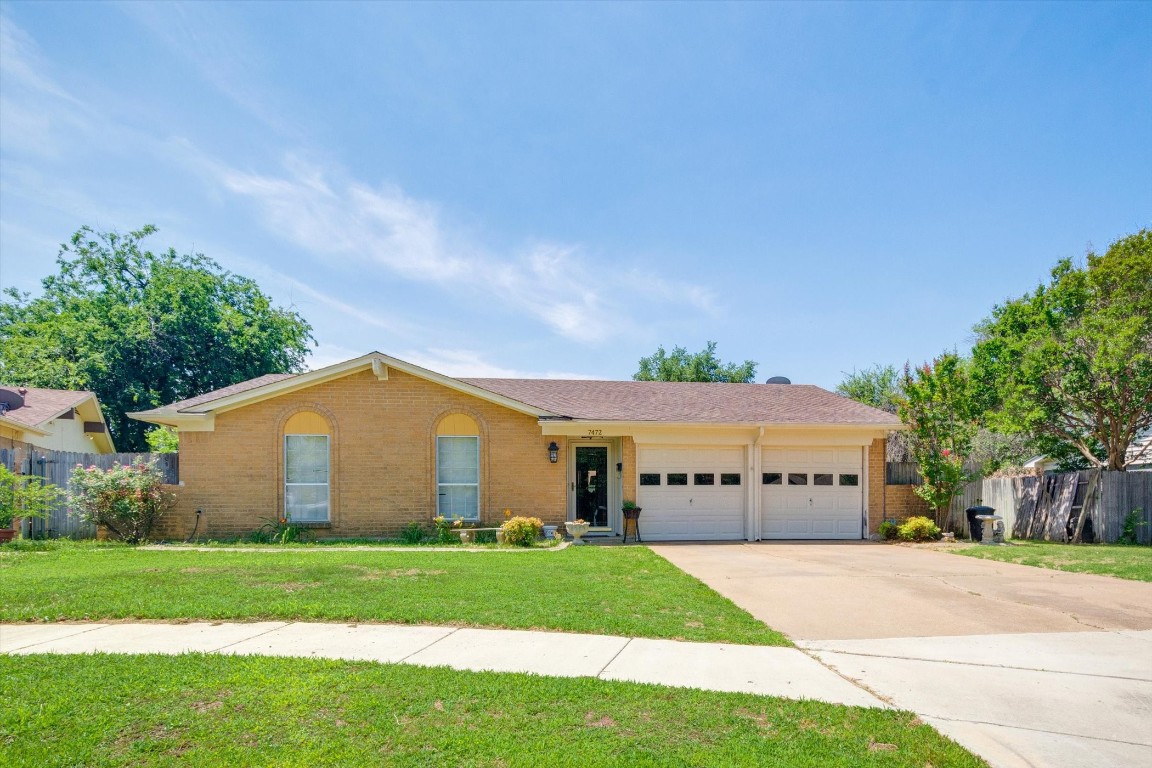 7472 Meadow Court North Richland Hills TX 76180