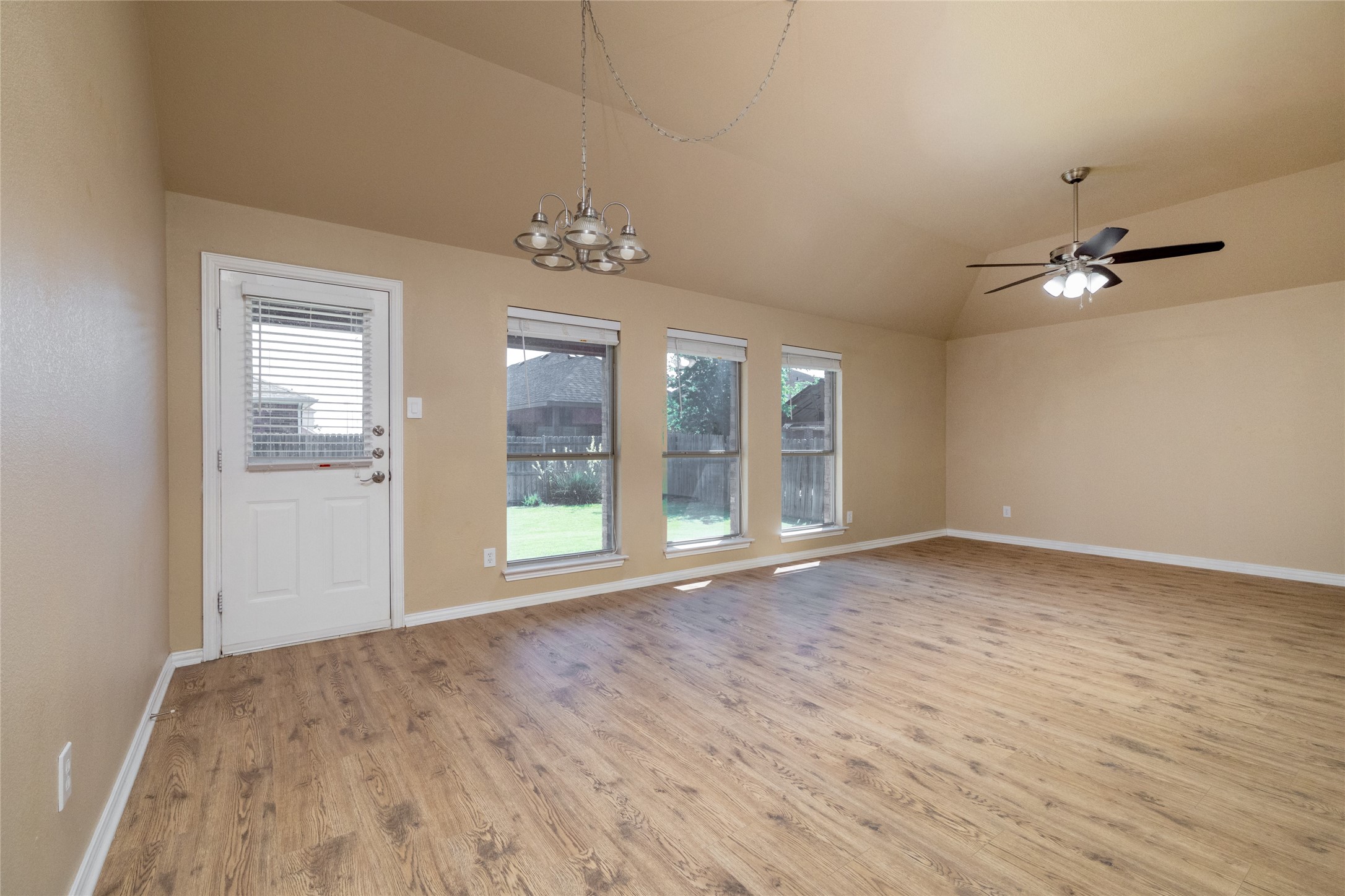 7 Chukar Lane Sanger TX 76266