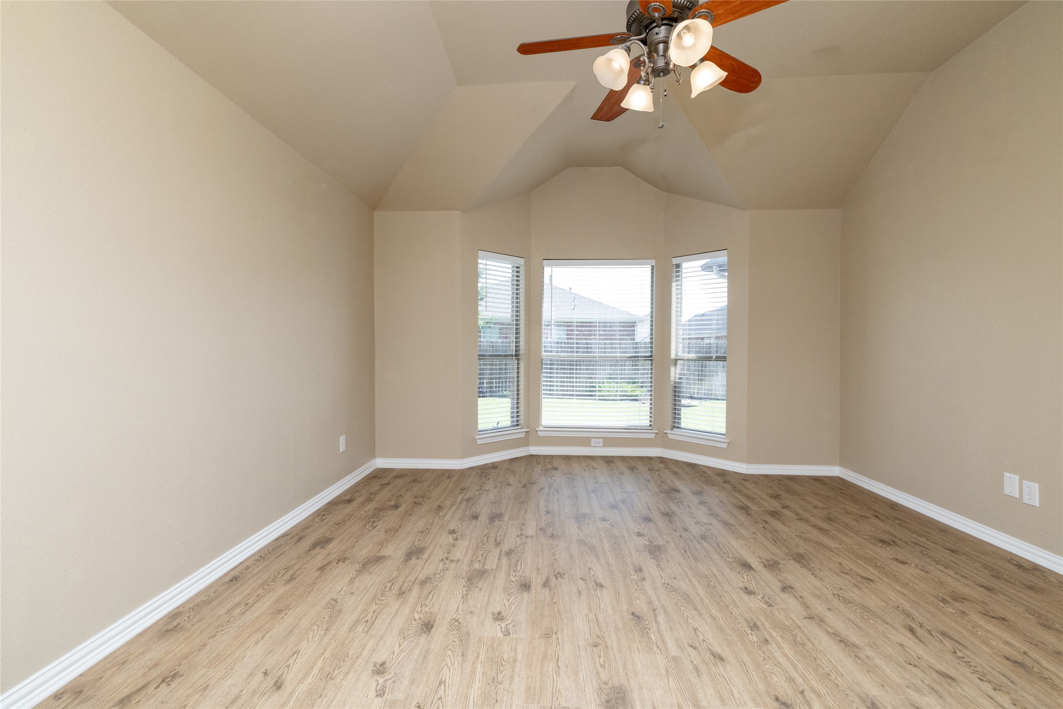 7 Chukar Lane Sanger TX 76266