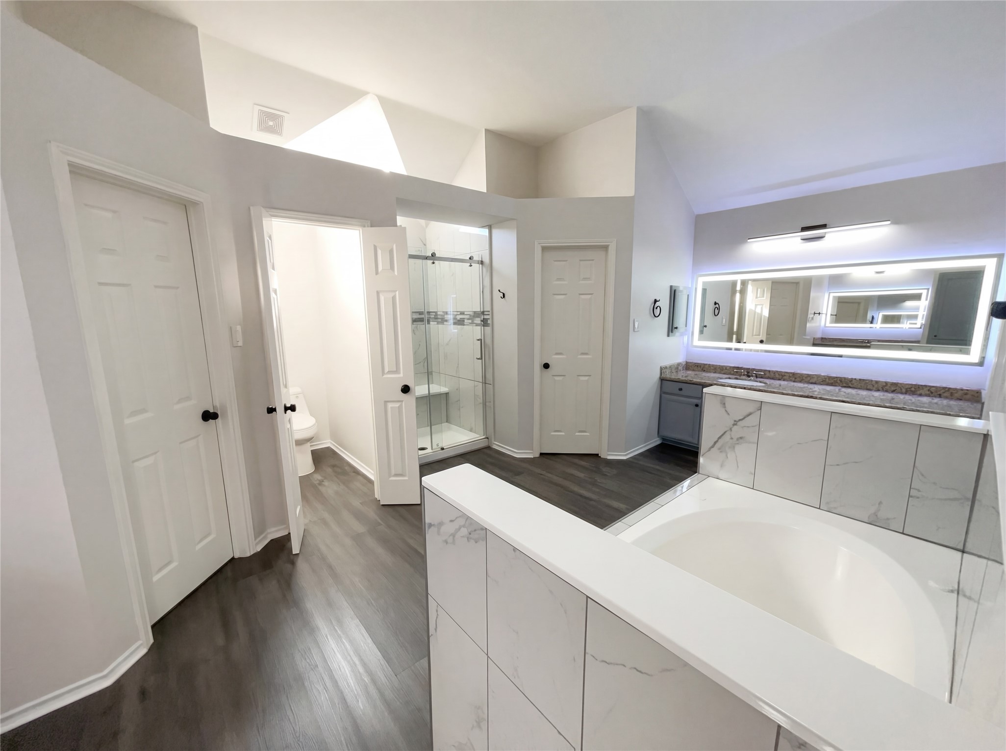 2406 Manchester Drive Carrollton TX 75006