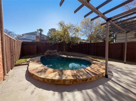 2406 Manchester Drive Carrollton TX 75006