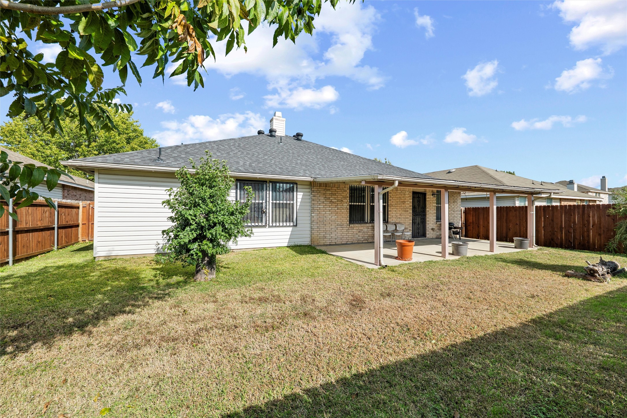 2023 Cap Rock Lane Grand Prairie TX 75052