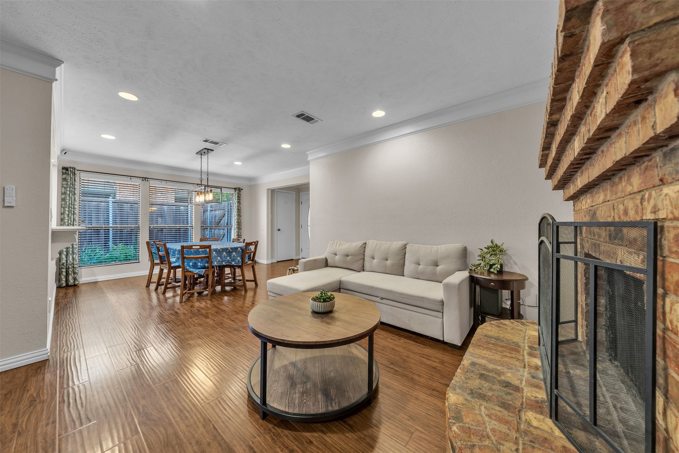 3046 Westforest Drive Dallas TX 75229