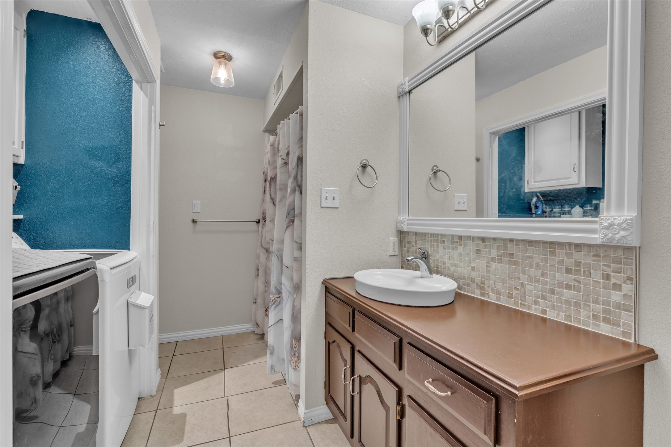 3046 Westforest Drive Dallas TX 75229
