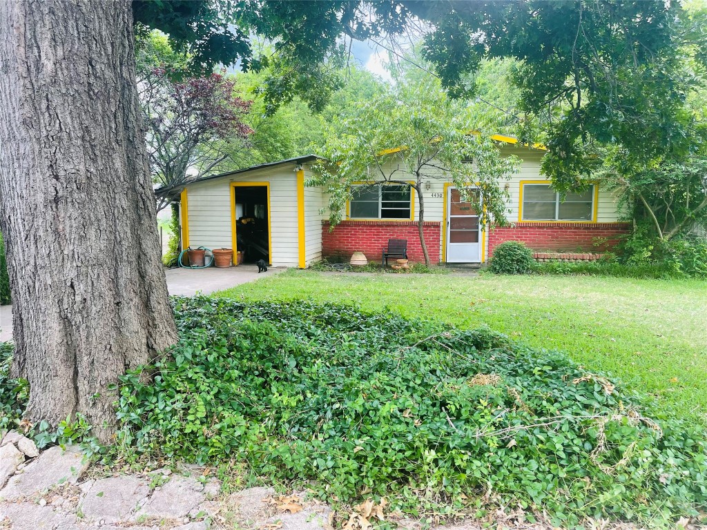 4430 Bonham Street Dallas TX 75229