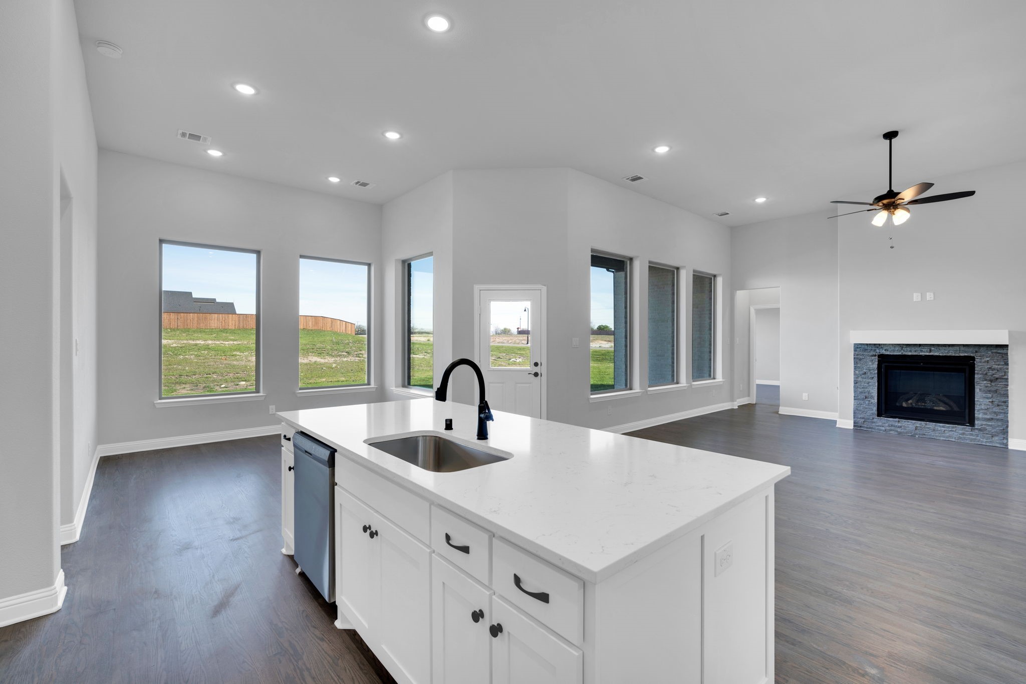108 Lila Lake Drive Waxahachie TX 75165