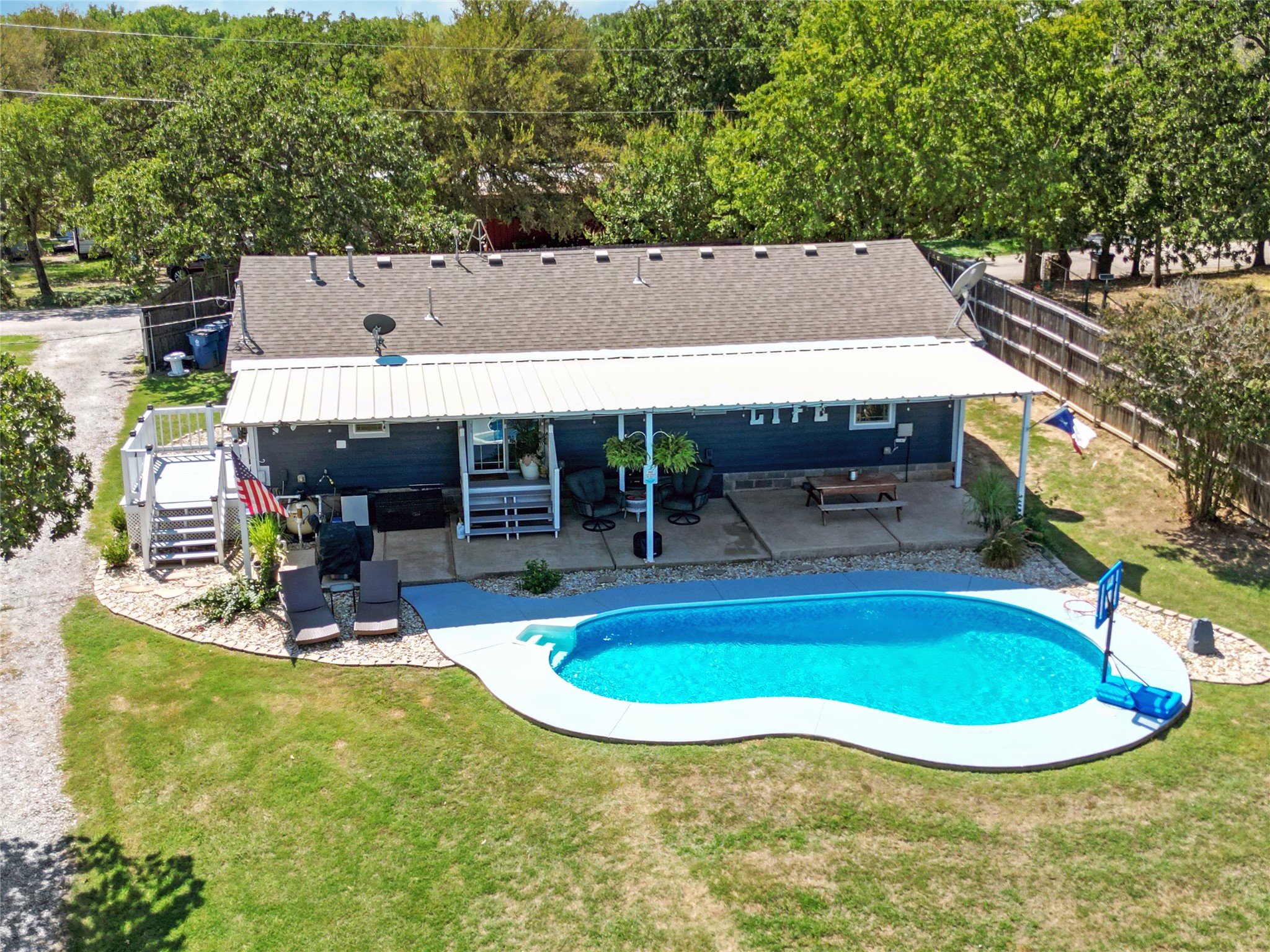 7130 Briar Road Azle TX 76020