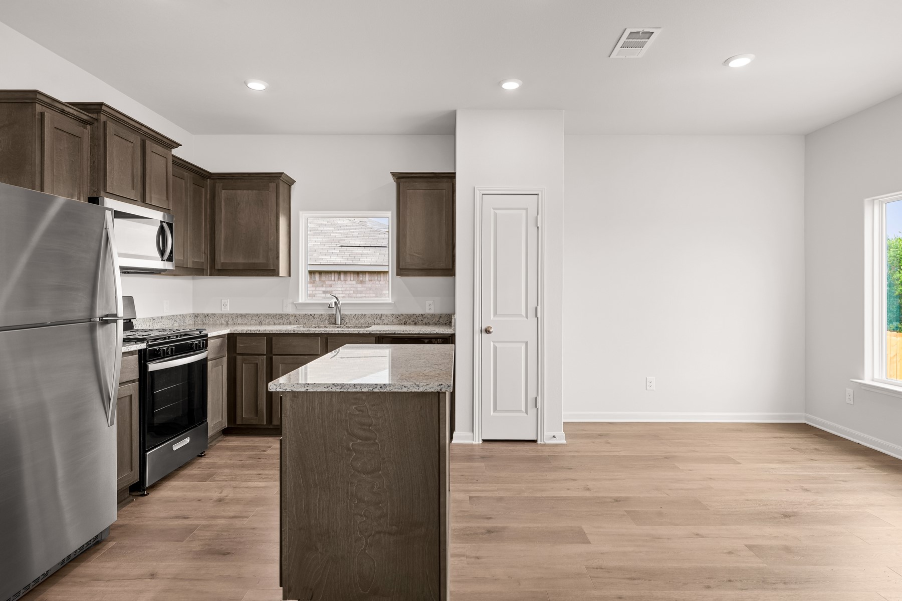 210 Julian Davis Drive Venus TX 76084