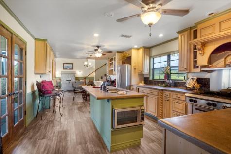 395 County Road 2482 Mineola TX 75773