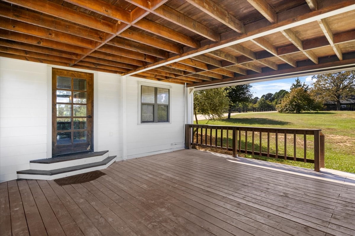 395 County Road 2482 Mineola TX 75773