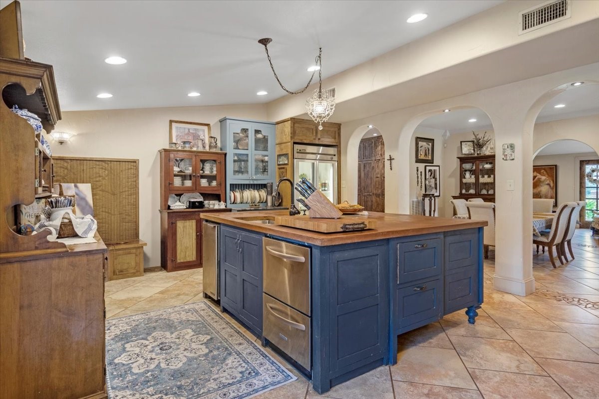395 County Road 2482 Mineola TX 75773