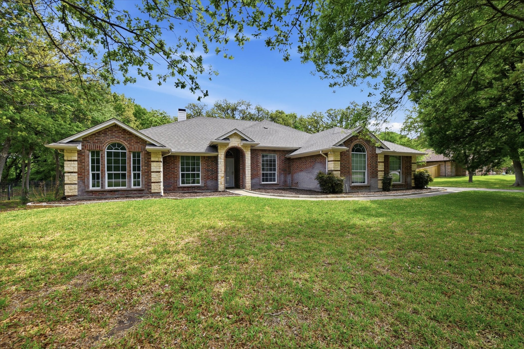 5992 Red Bud Road Fort Worth TX 76135