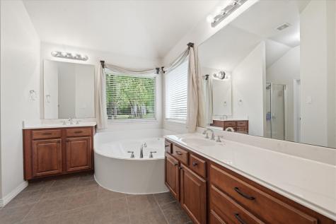 5992 Red Bud Road Fort Worth TX 76135