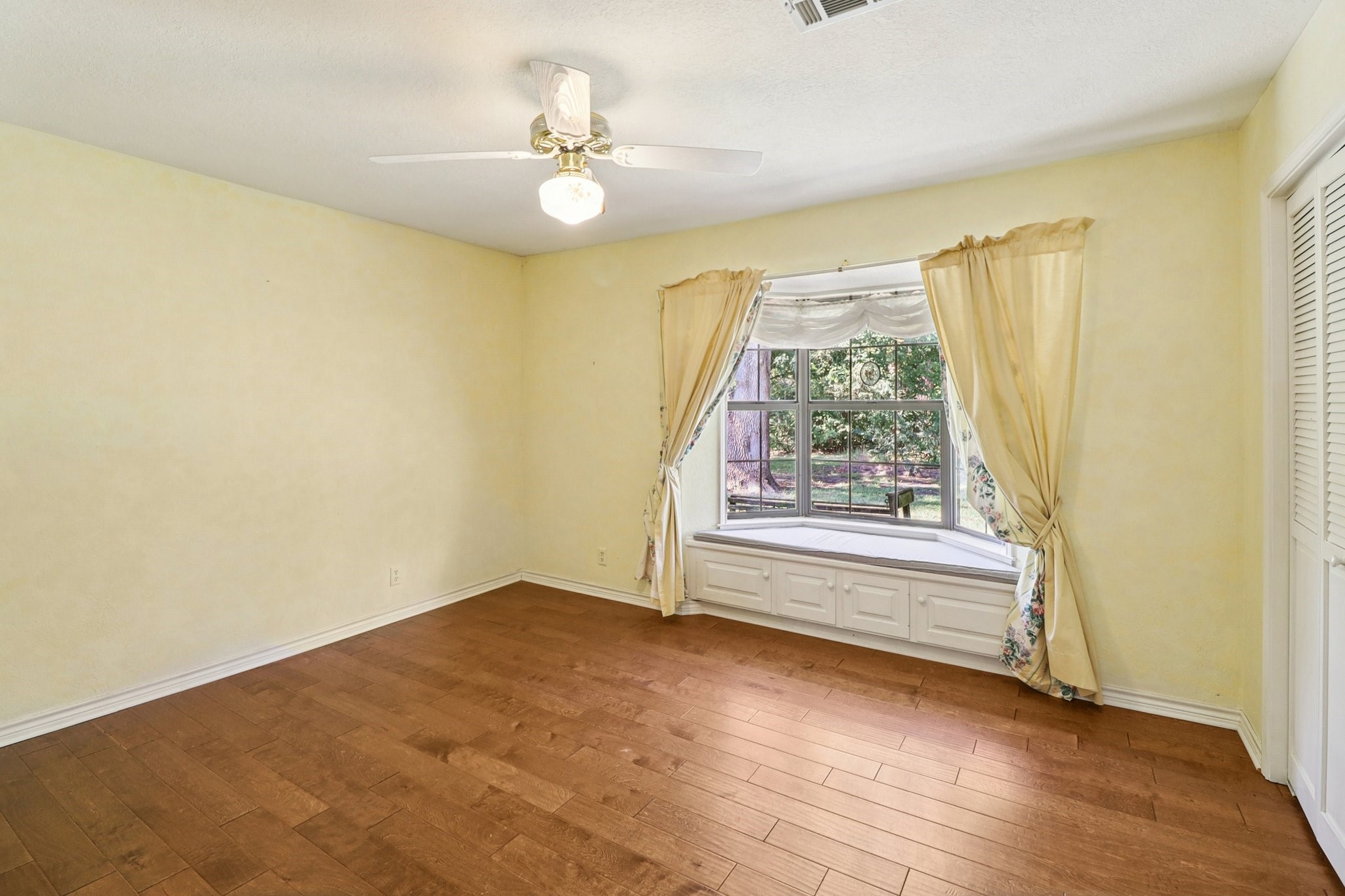 329 Lowell Road Milford TX 76670