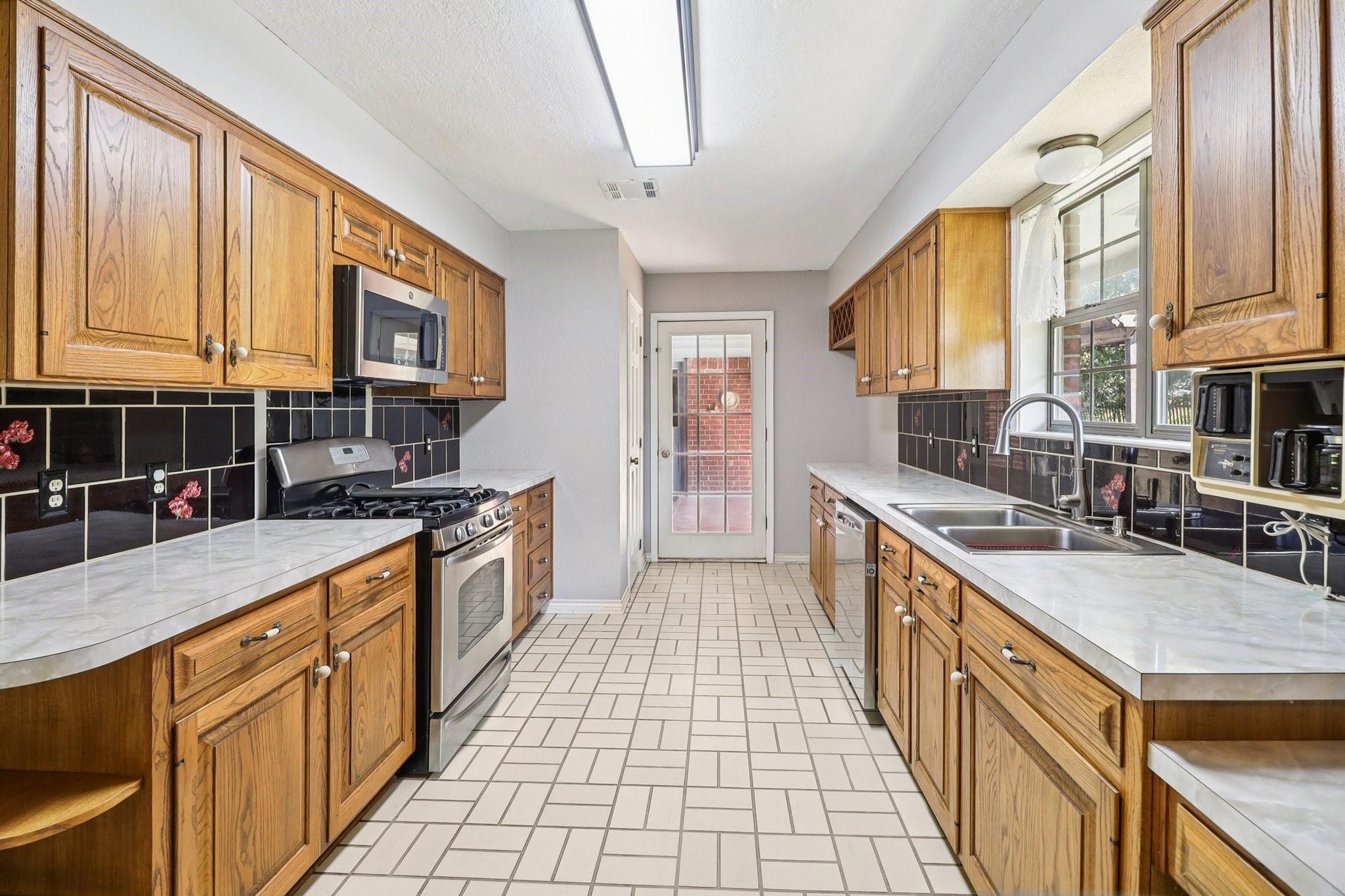 329 Lowell Road Milford TX 76670