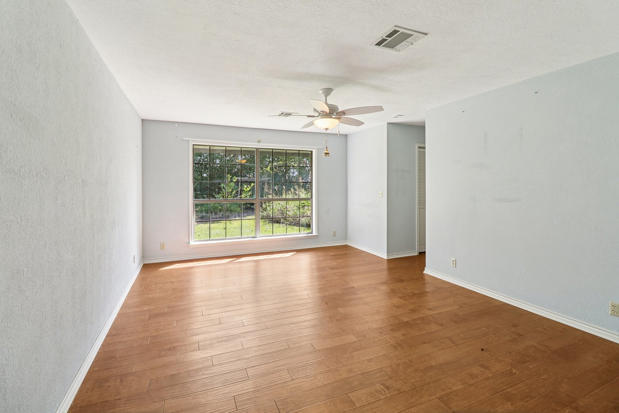 329 Lowell Road Milford TX 76670