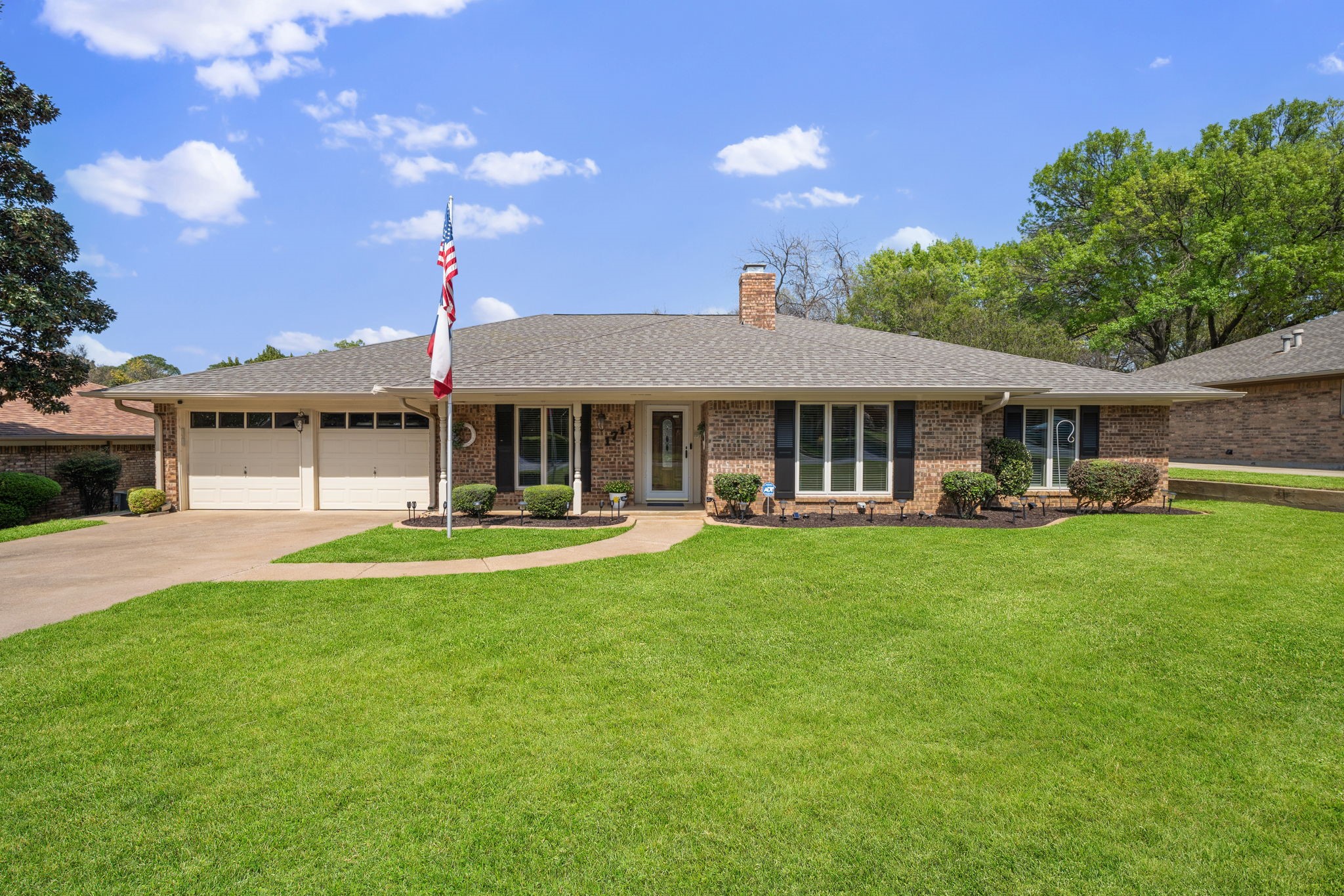 1711 Queensborough Drive Arlington TX 76015