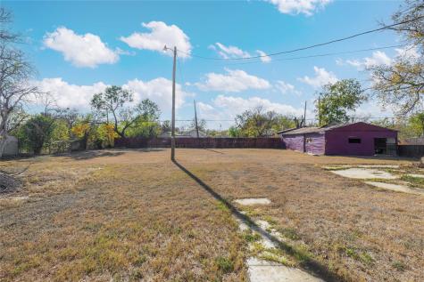 1803 4th Street Brownwood TX 76801