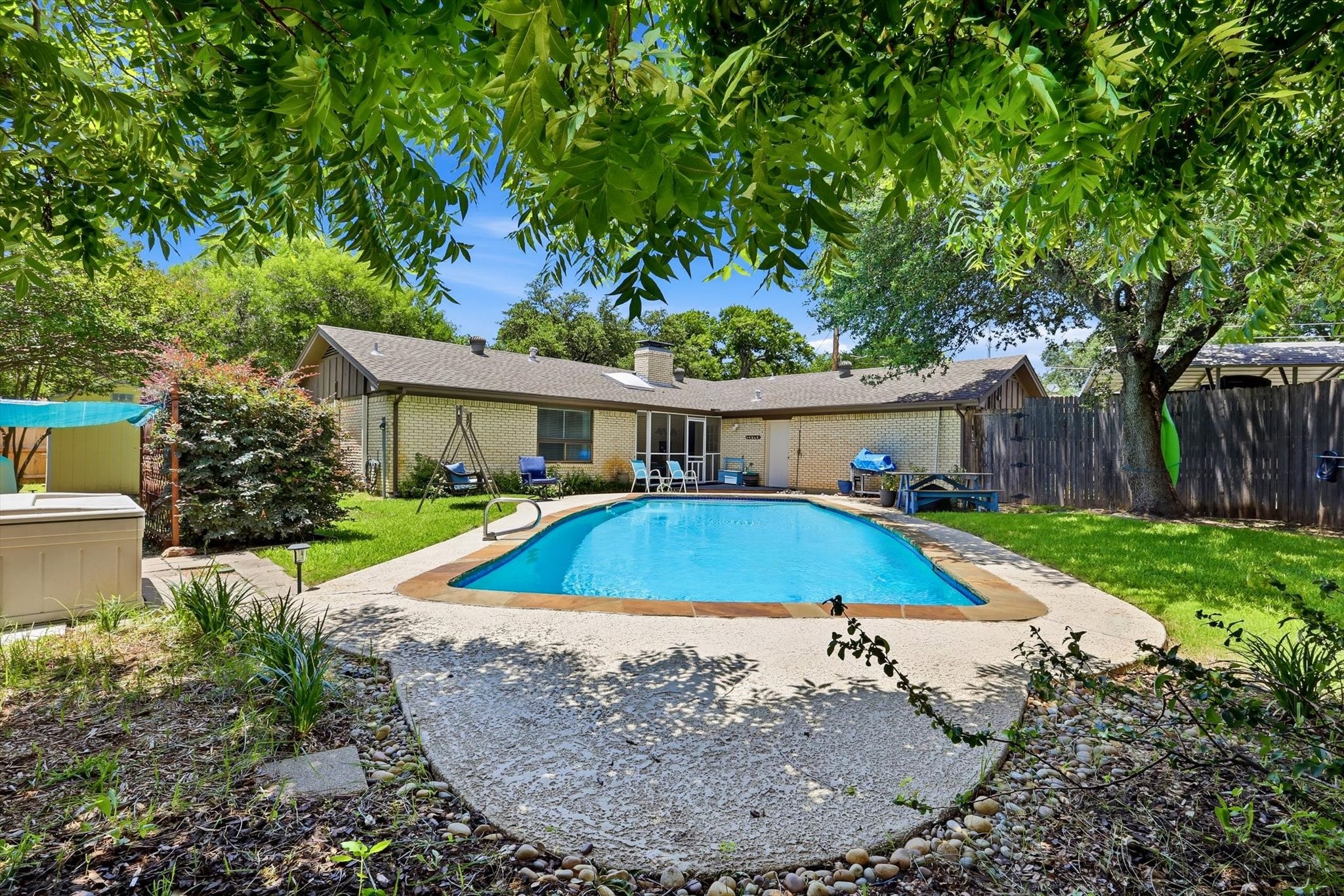 3066 Ponder Place Dallas TX 75229