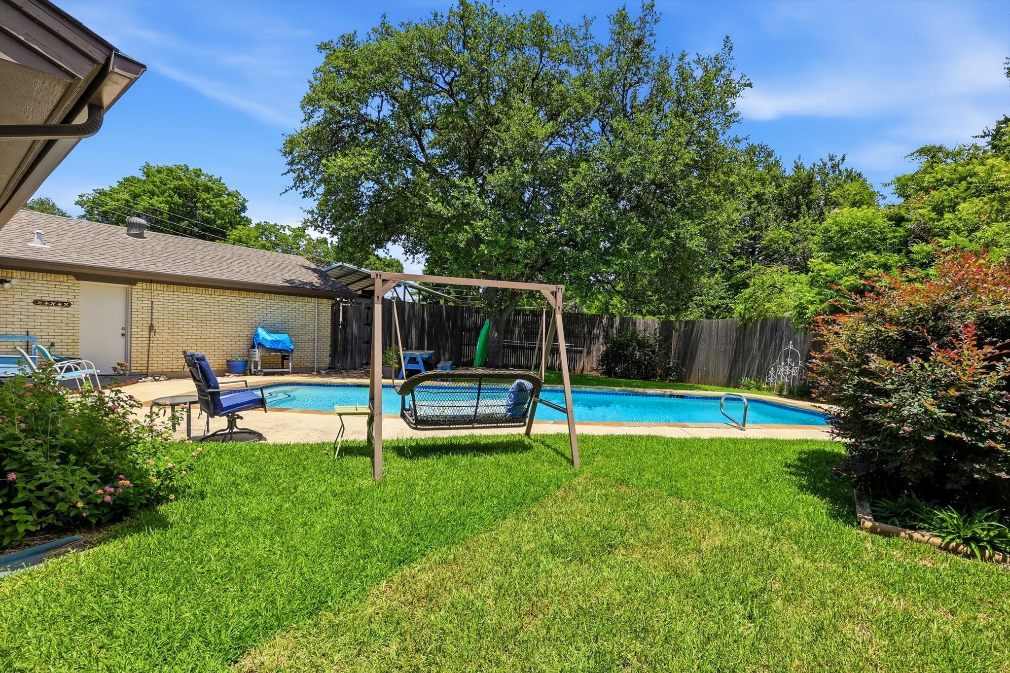 3066 Ponder Place Dallas TX 75229