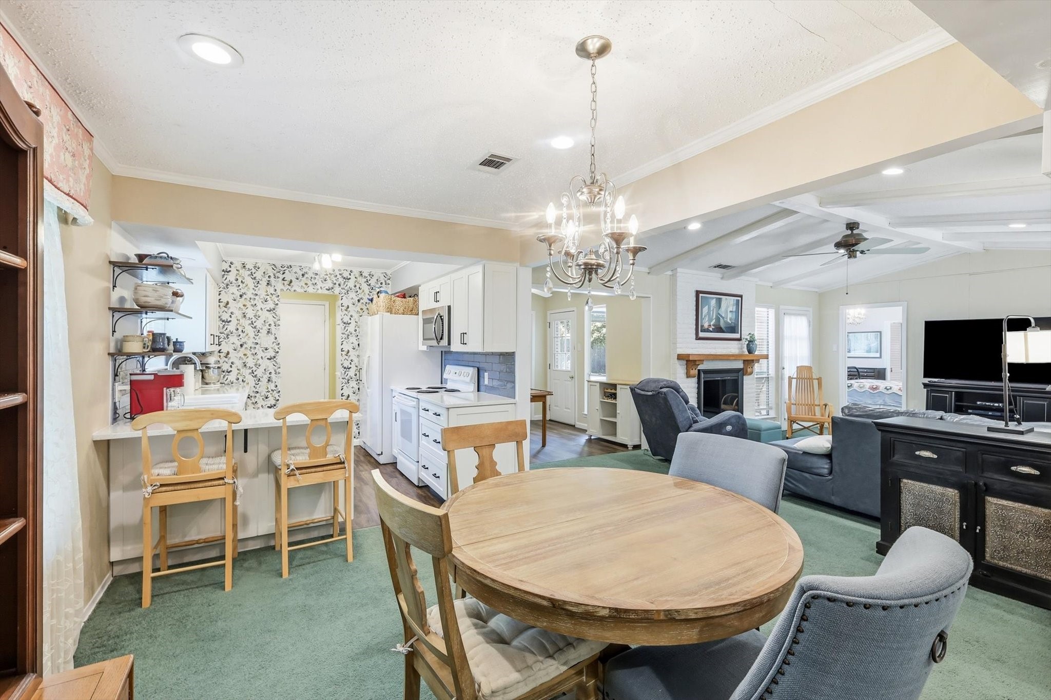 3066 Ponder Place Dallas TX 75229