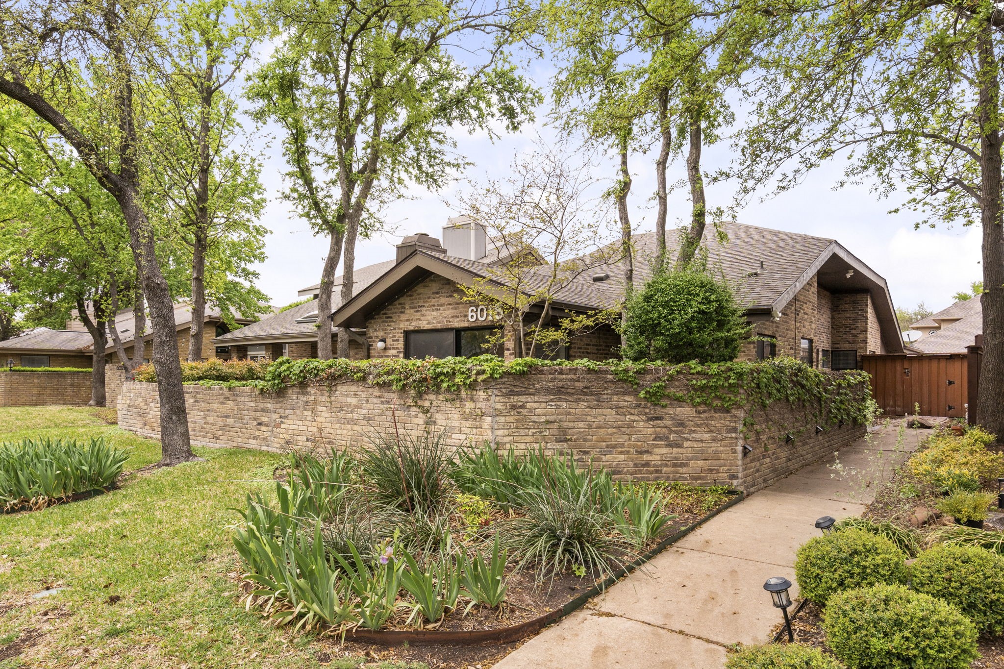 6015 Glen Heather Drive Dallas TX 75252