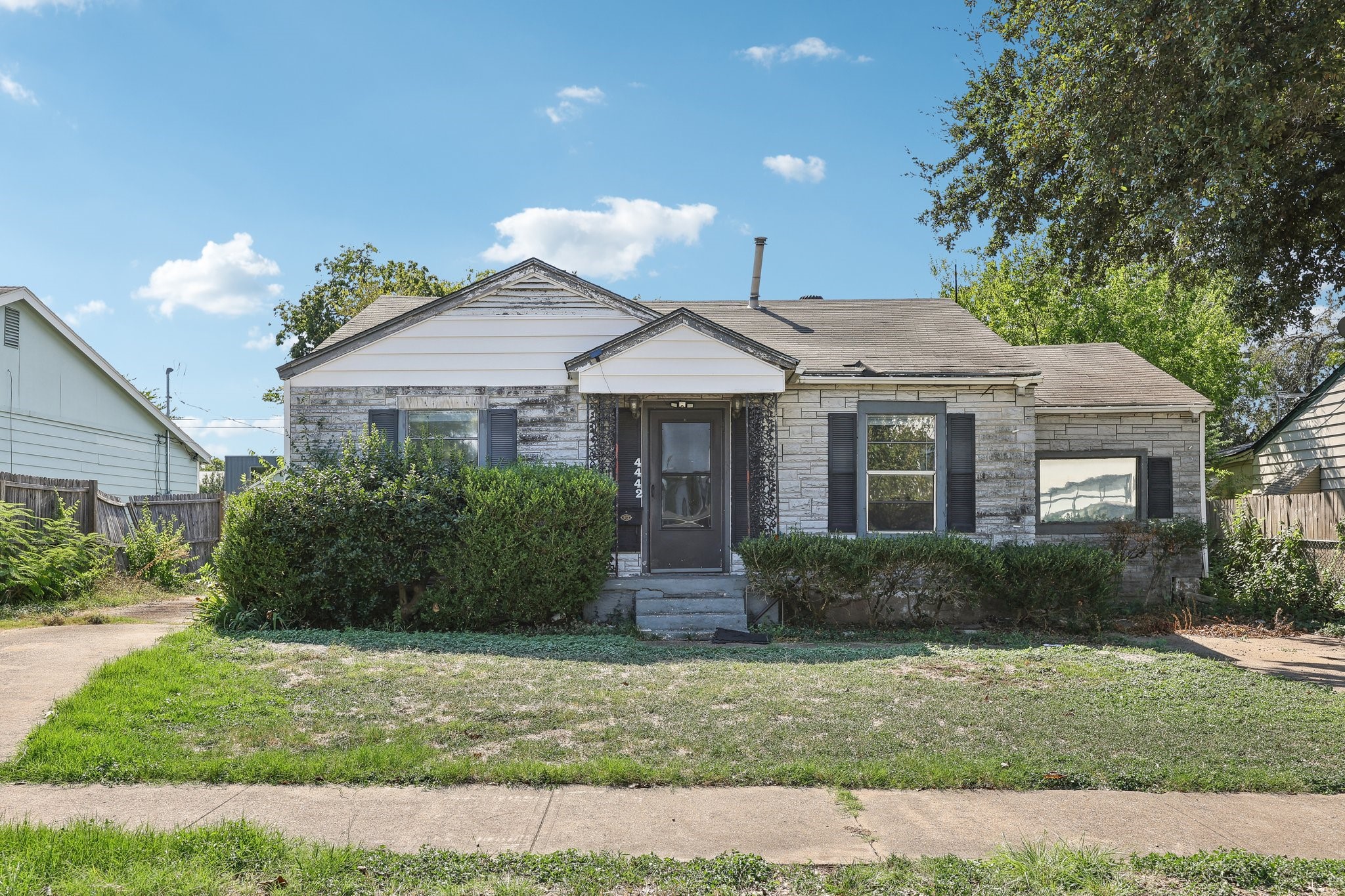 4442 Kelton Drive Dallas TX 75209