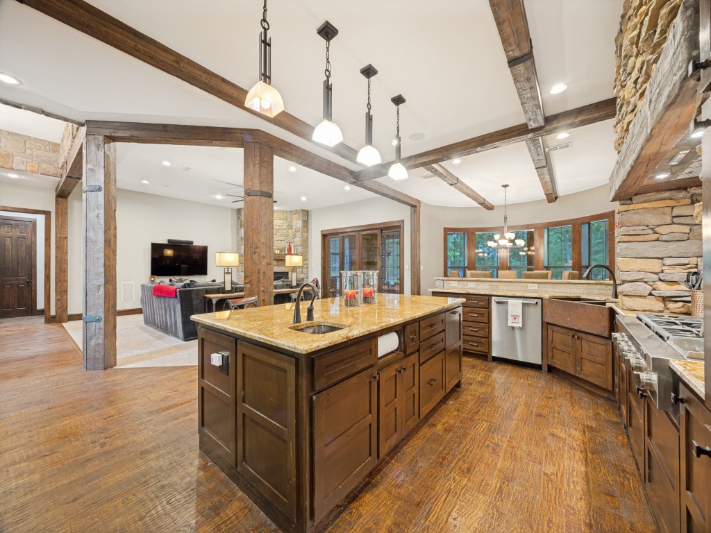 127 Dove Canyon Drive Gordonville TX 76245