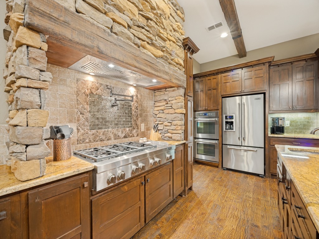 127 Dove Canyon Drive Gordonville TX 76245