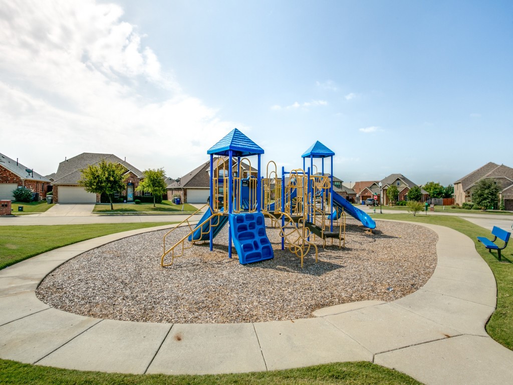 2753 Cascade Cove Little Elm TX 75068