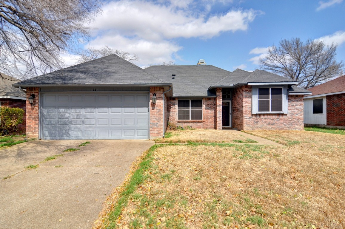1121 Silver Spruce Drive Arlington TX 76001