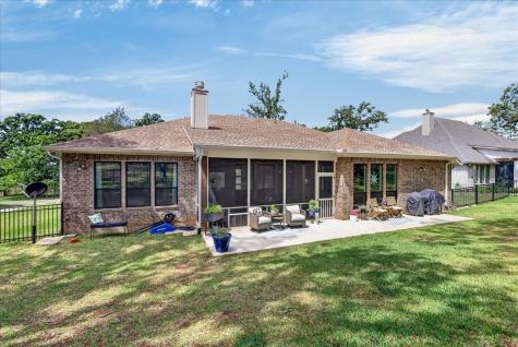 233 Hide A Way Drive Mabank TX 75156