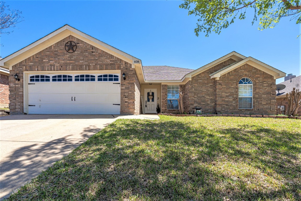 608 Saint Eric Drive Mansfield TX 76063