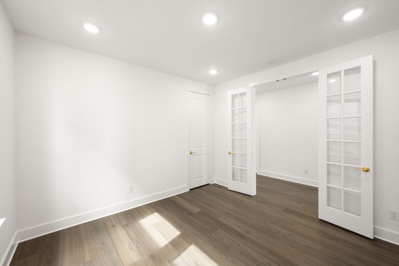 1729 Nesting Robin Lane Denton TX 76249