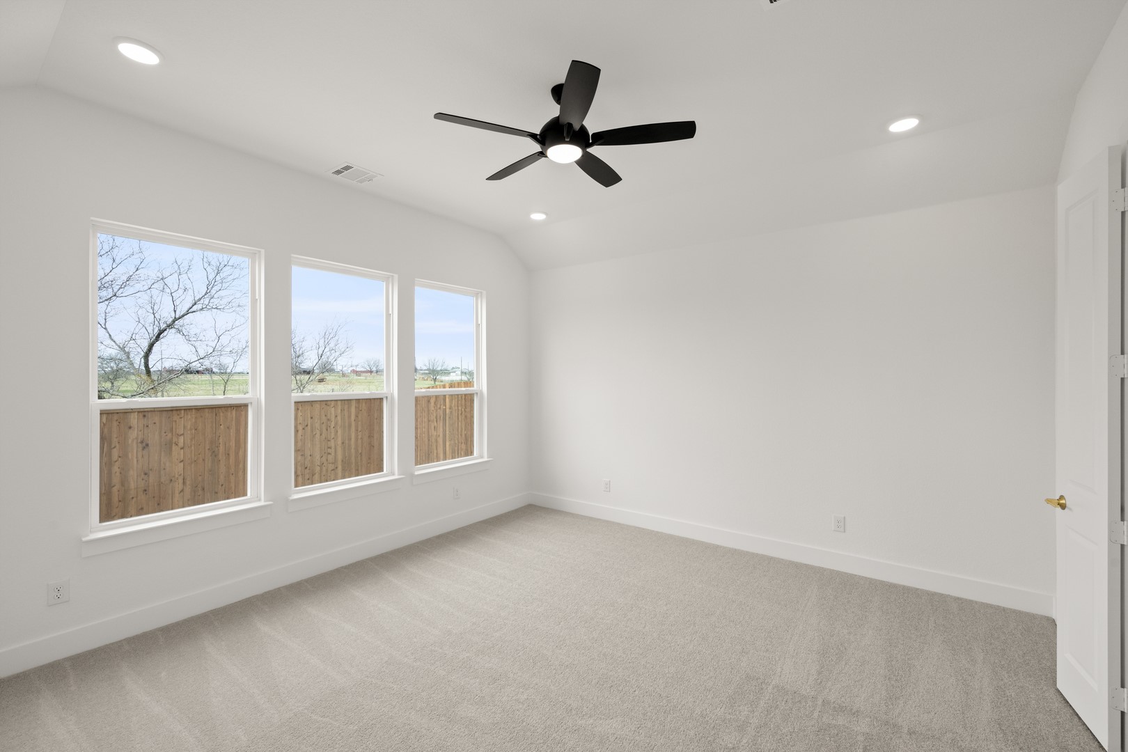 1729 Nesting Robin Lane Denton TX 76249
