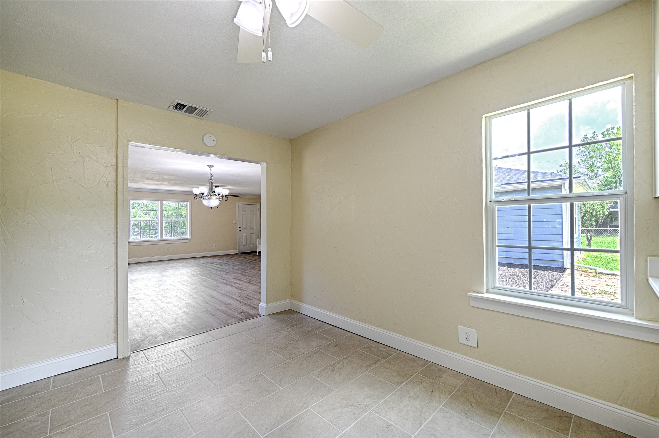 2619 E Seagoville Road Seagoville TX 75159