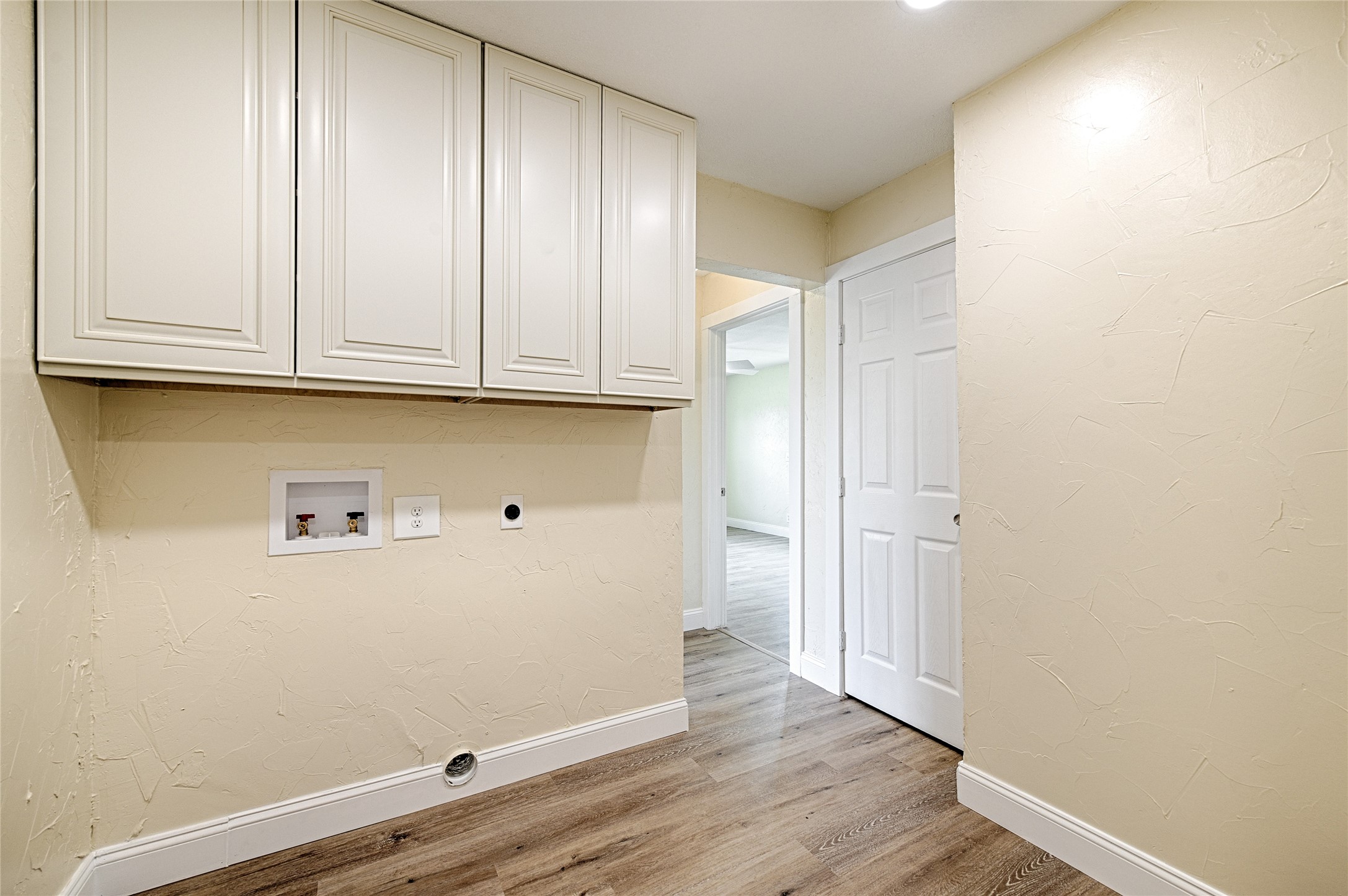 2619 E Seagoville Road Seagoville TX 75159