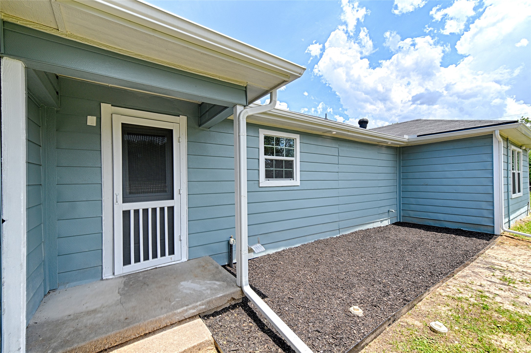 2619 E Seagoville Road Seagoville TX 75159
