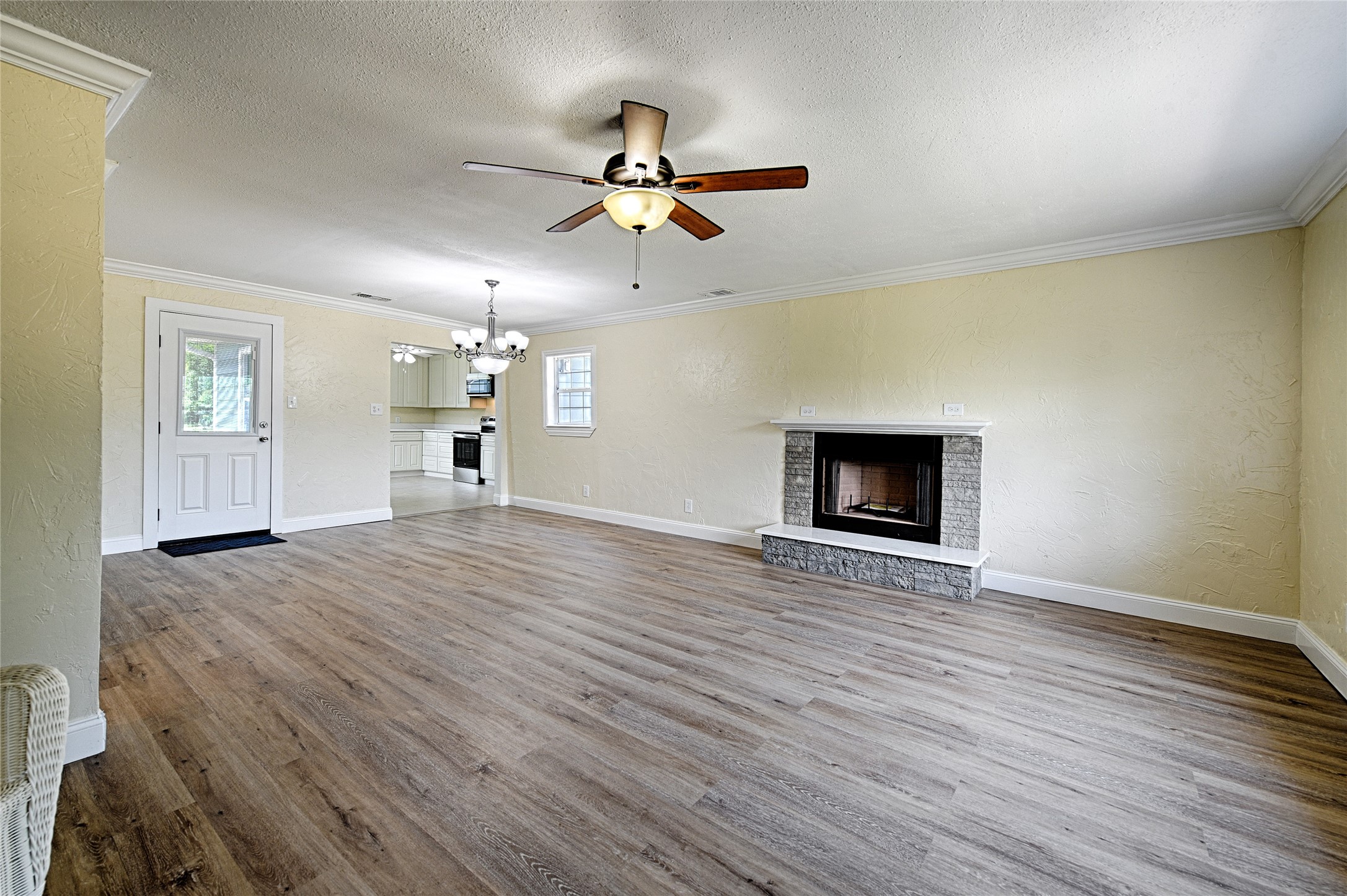 2619 E Seagoville Road Seagoville TX 75159