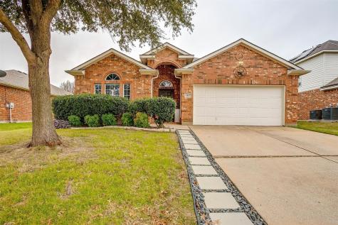 1117 Melrose Drive Burleson TX 76028