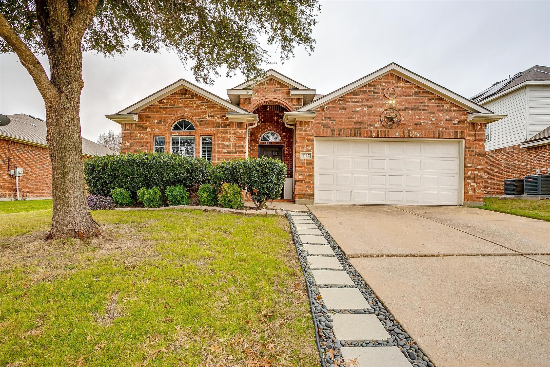 1117 Melrose Drive Burleson TX 76028