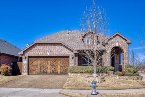 1621 Bull Street Aubrey TX 76227