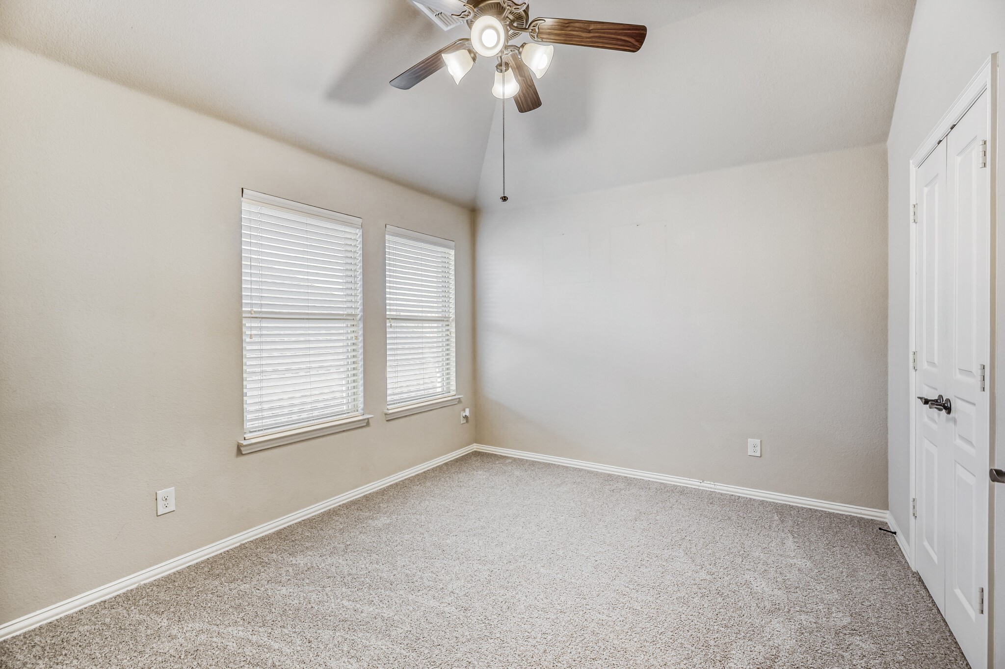 1621 Bull Street Aubrey TX 76227